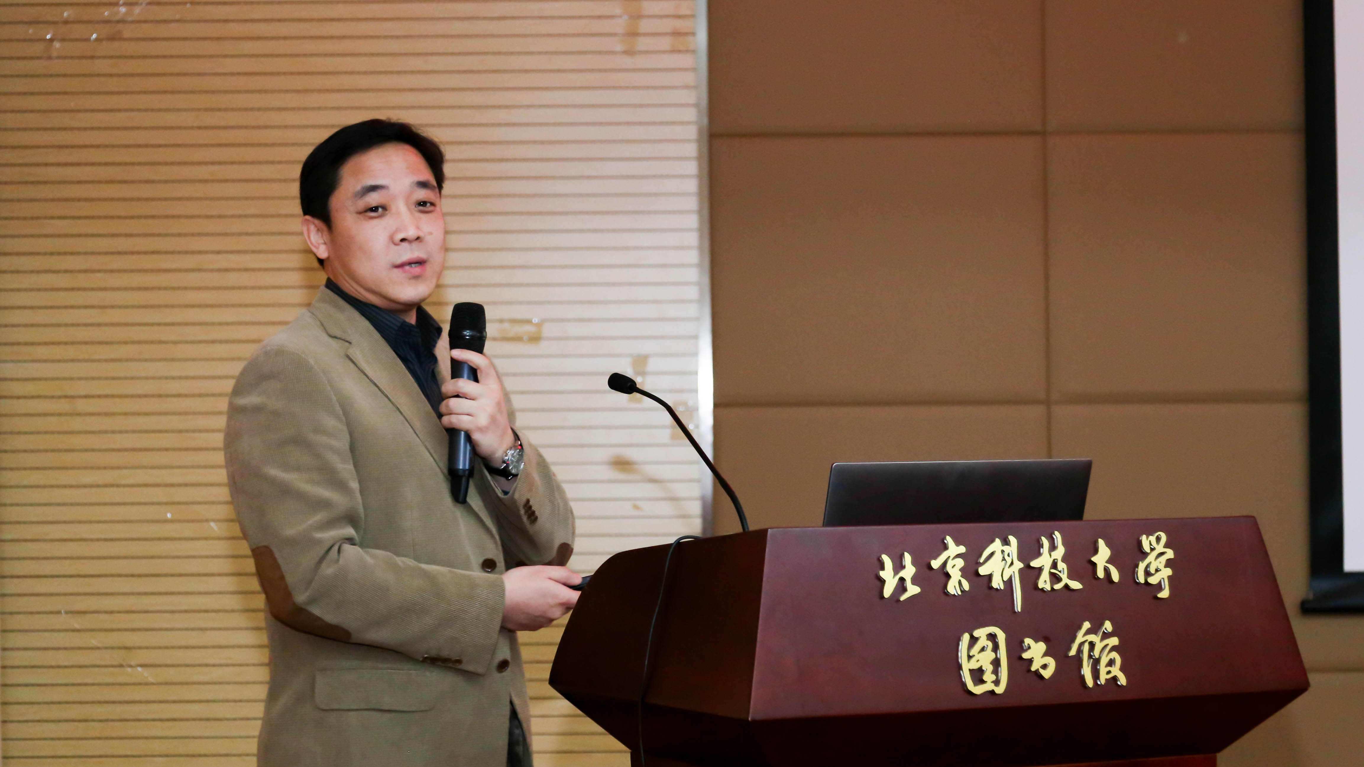 e730684ba680229359db1b8e31b399bb.jpg e730684ba680229359db1b8e31b399bb.jpg