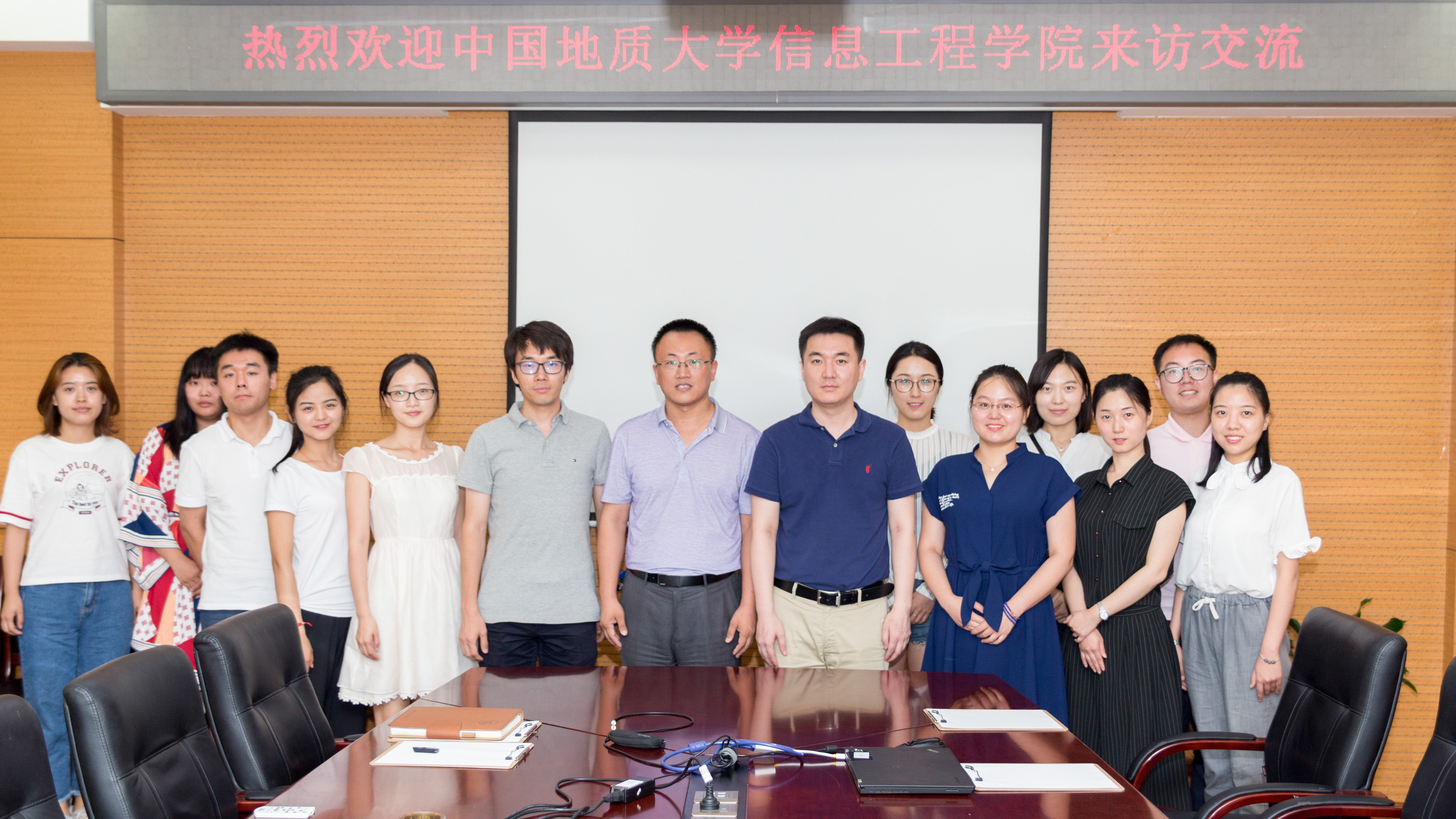 2b73369d8b134afa449292e11730ff02.jpg 2b73369d8b134afa449292e11730ff02.jpg