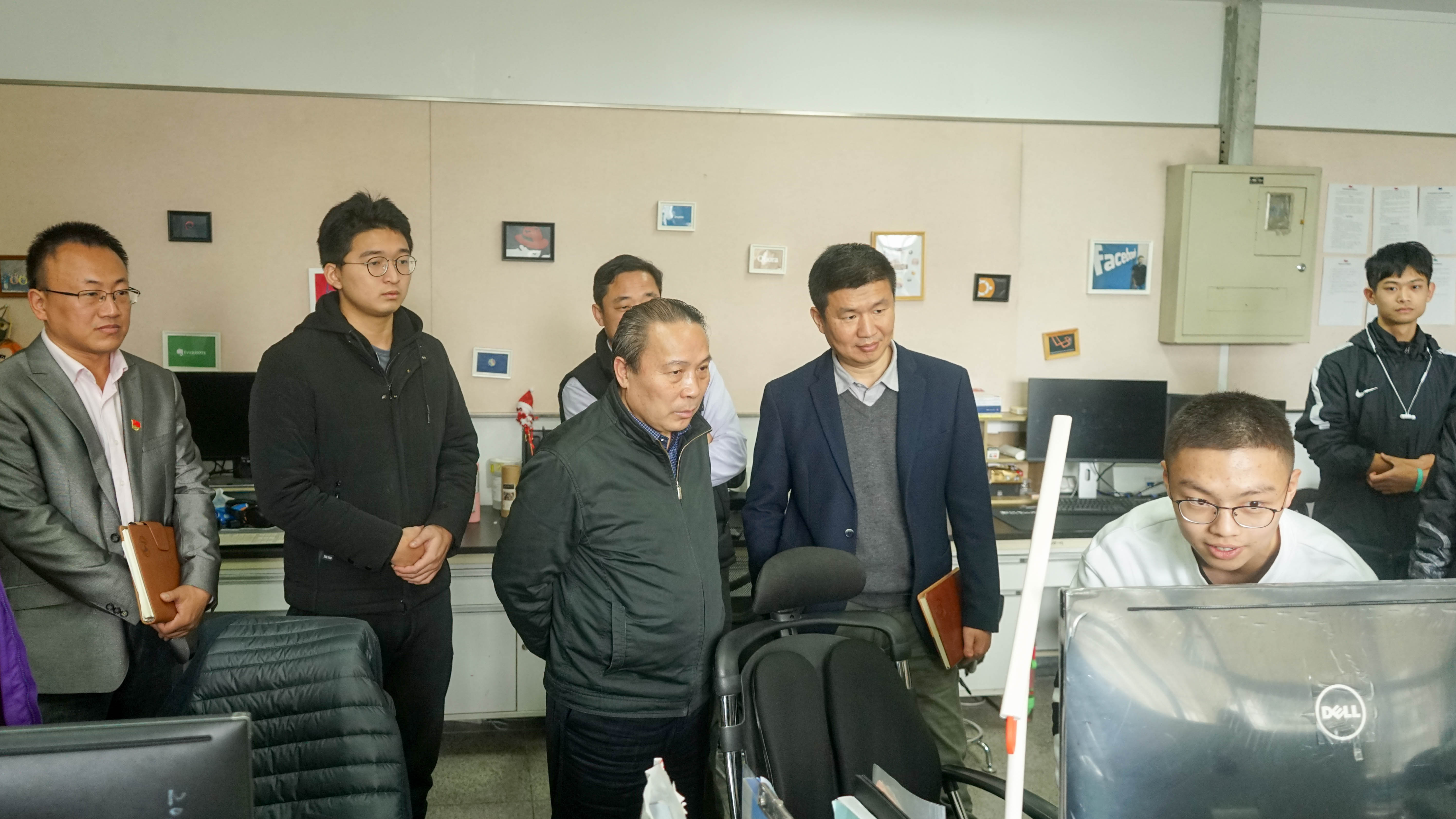 dc4986cb8b0824be732ae51e572a53b1.jpg dc4986cb8b0824be732ae51e572a53b1.jpg